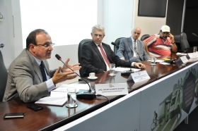 Superintendente participou de mesa redonda