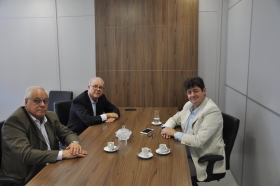 Superintendente Pedro Bisch Neto, Deputado Estadual Tiago Simon e o Coordenador Jurídico da Fundação, Paulo Roberto Terra.