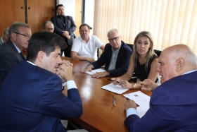 Reunião ocorreu no gabinete do Senador Lasier Martins